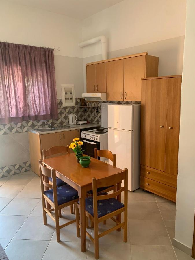 Апартаменты Domenica House Kondaraina Экстерьер фото